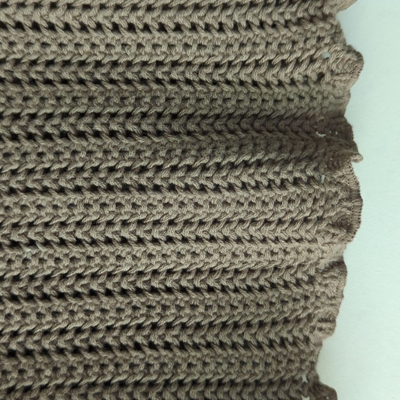 Abercrombie & Fitch Cropped Crochet Knit Sweater Small - Picture 5 of 11